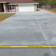 NEW-CONCRETE-DRIVEWAY-INSTALLATION-IN-NAVARRE-FL 0